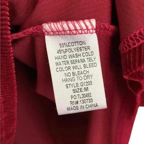 ❄️3/$15❄️ DUmgee Women's Red Long Tunic Shirt Size Medium Wine Red - Picture 5 of 8